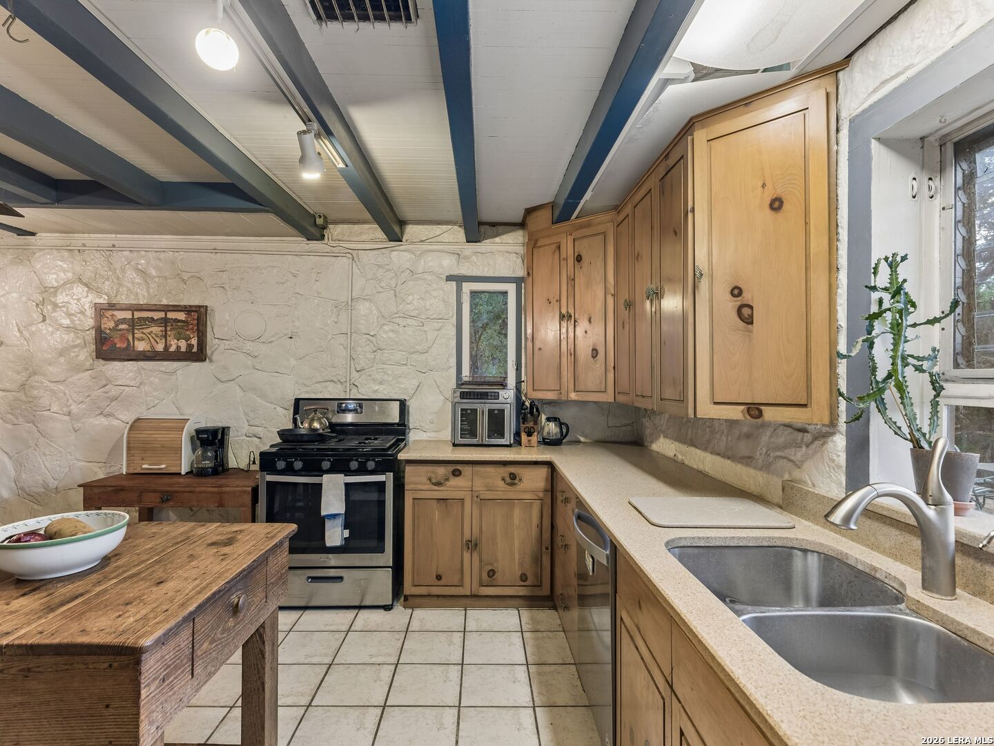 19592 Bluehill Pass Helotes TX 78023