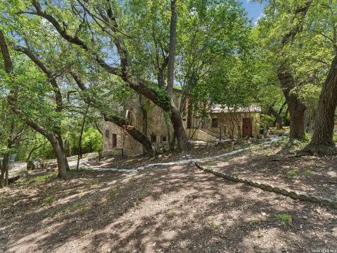 19592 Bluehill Pass Helotes TX 78023