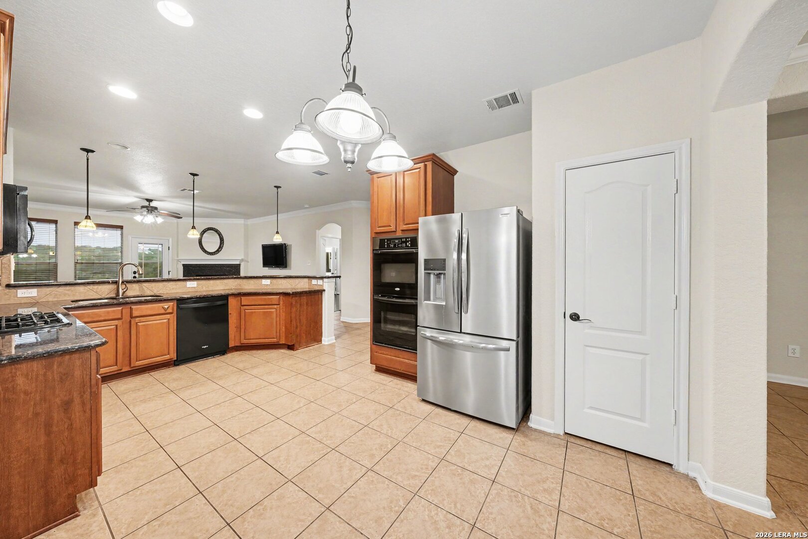 24807 Catalan Cliff San Antonio TX 78261
