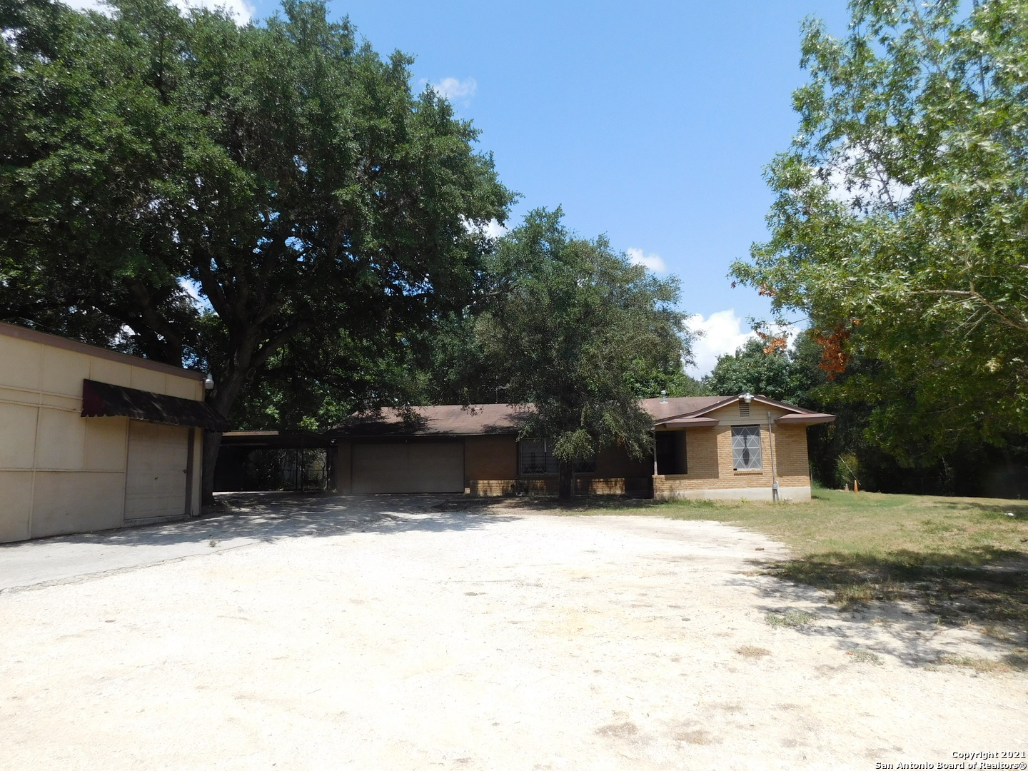 2101 Rigsby Avenue San Antonio TX 78210