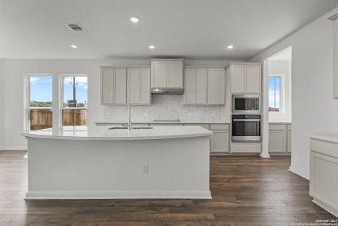 138 Annette Drive Castroville TX 78009