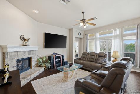 1402 Mesa Creek San Antonio TX 78258