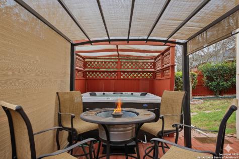 1402 Mesa Creek San Antonio TX 78258