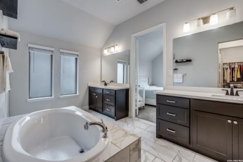 24126 Sidehill Lie San Antonio TX 78261
