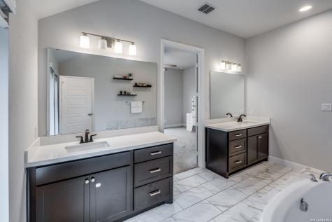 24126 Sidehill Lie San Antonio TX 78261