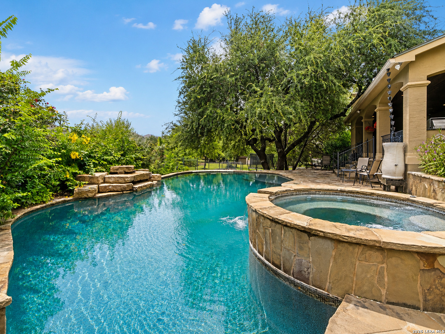 7938 Colonial Woods Boerne TX 78015