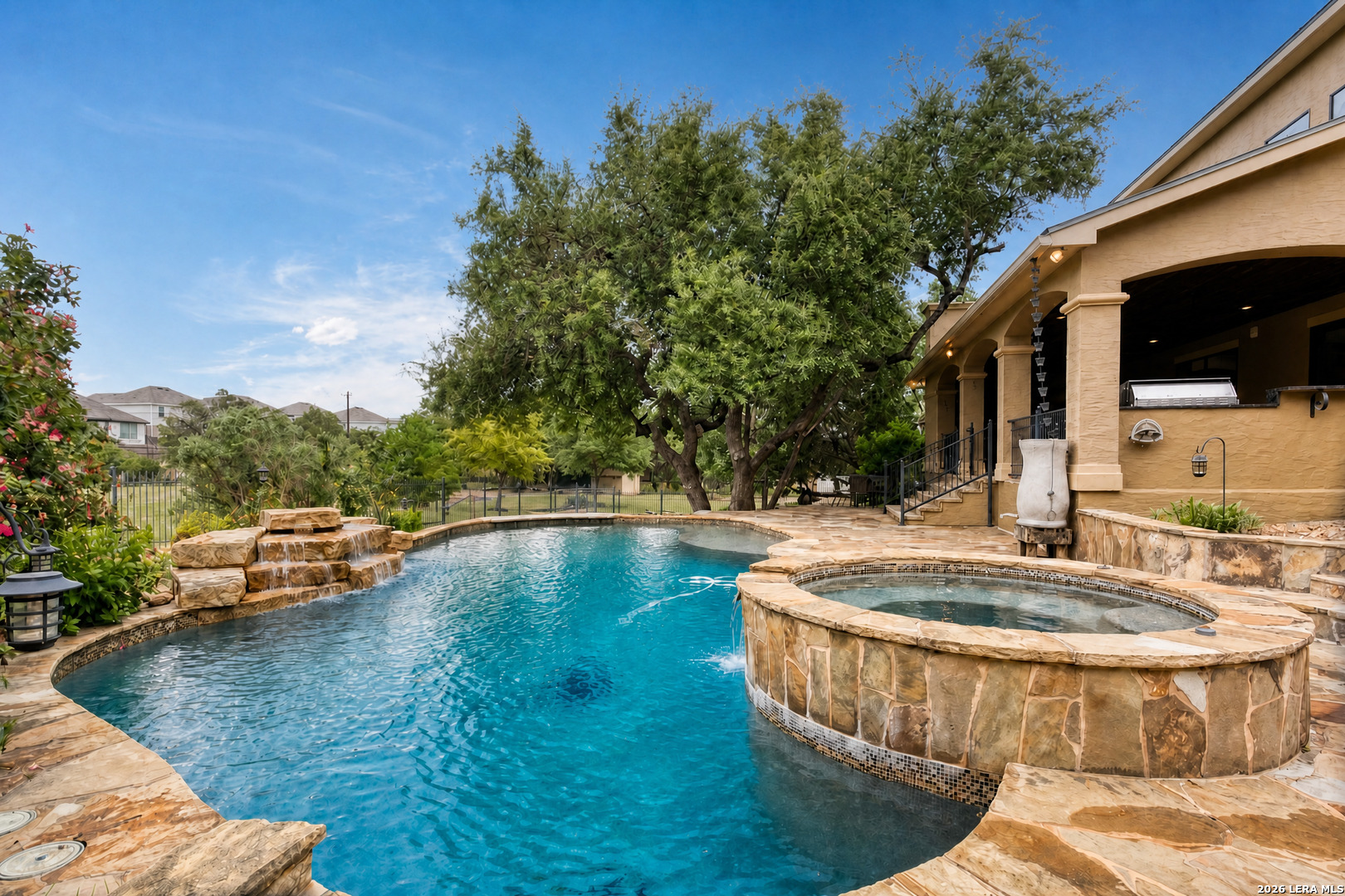 7938 Colonial Woods Boerne TX 78015