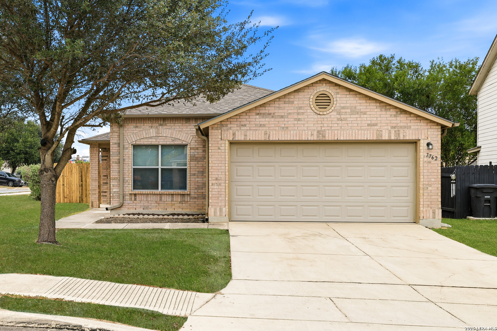 7762 Cedar Farm San Antonio TX 78239