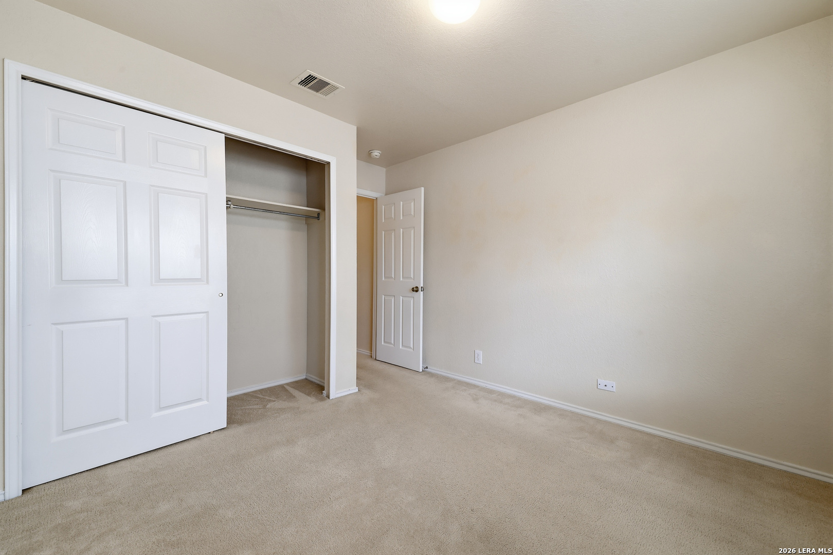 7762 Cedar Farm San Antonio TX 78239