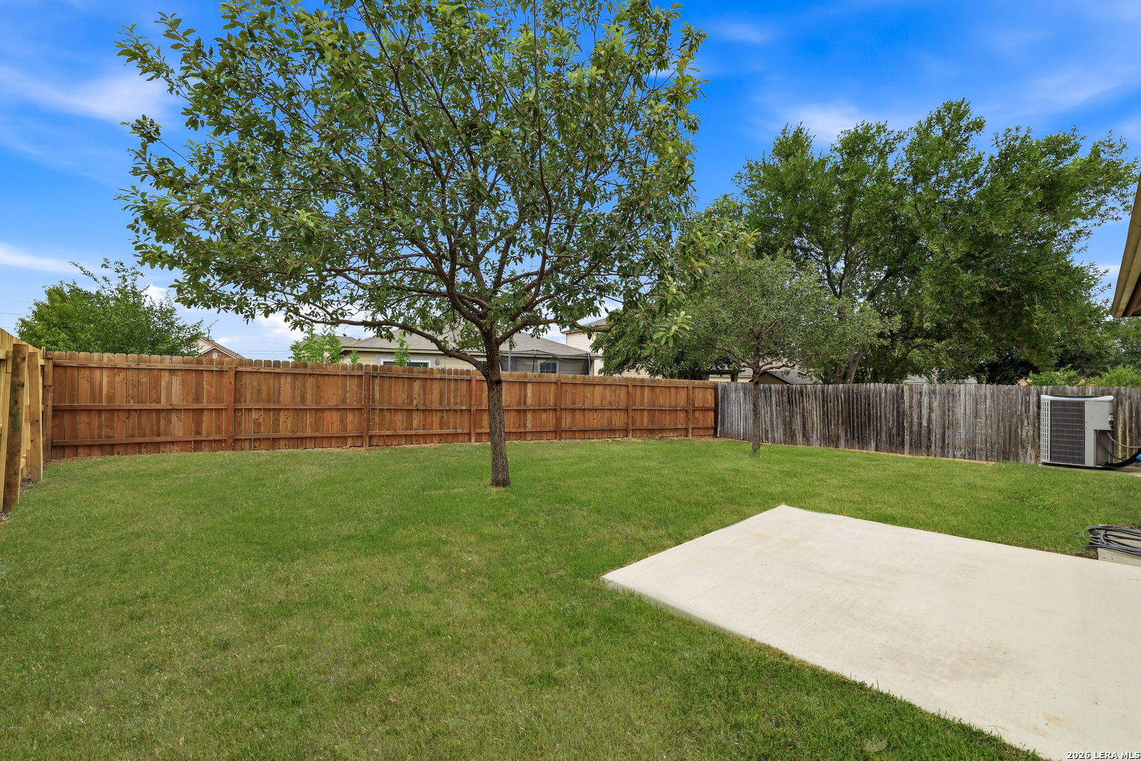 7762 Cedar Farm San Antonio TX 78239