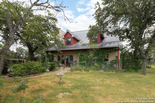 1170 Capote Oaks Drive Seguin TX 78155