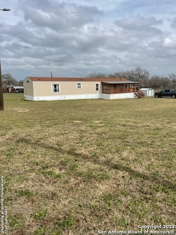 3404 County Road 334 Stockdale TX 78160