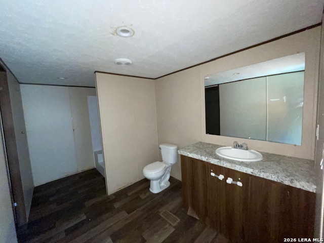 207 Hopi Trail Bandera TX 78003