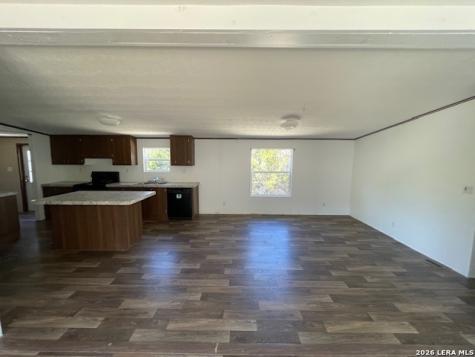 207 Hopi Trail Bandera TX 78003