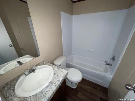 207 Hopi Trail Bandera TX 78003