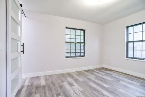 1225 W Coll New Braunfels TX 78130