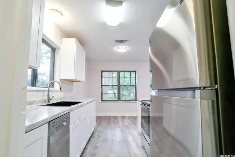 1225 W Coll New Braunfels TX 78130