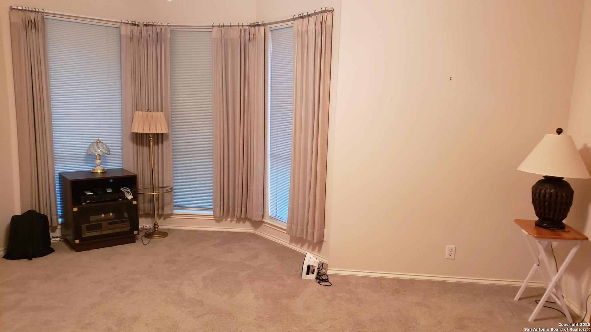 8403 Old Stone Gate San Antonio TX 78249