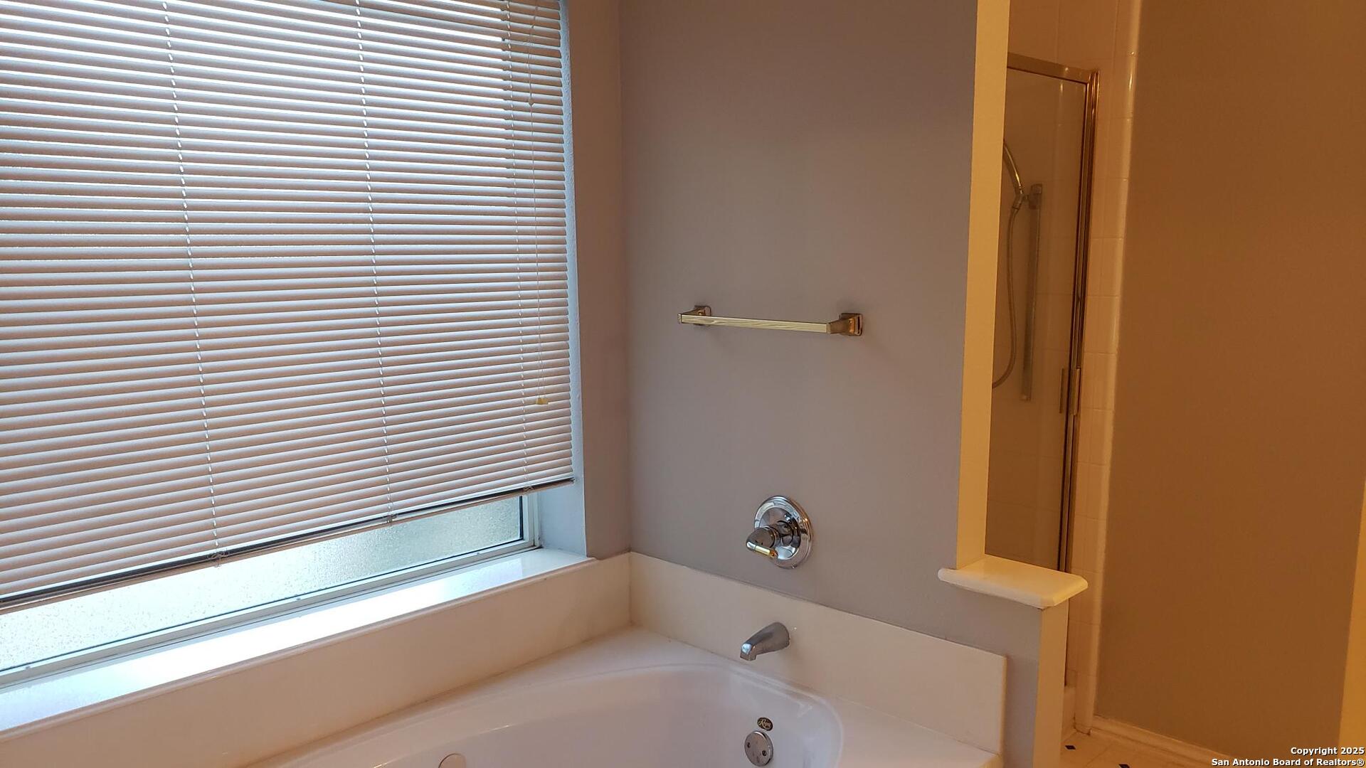8403 Old Stone Gate San Antonio TX 78249