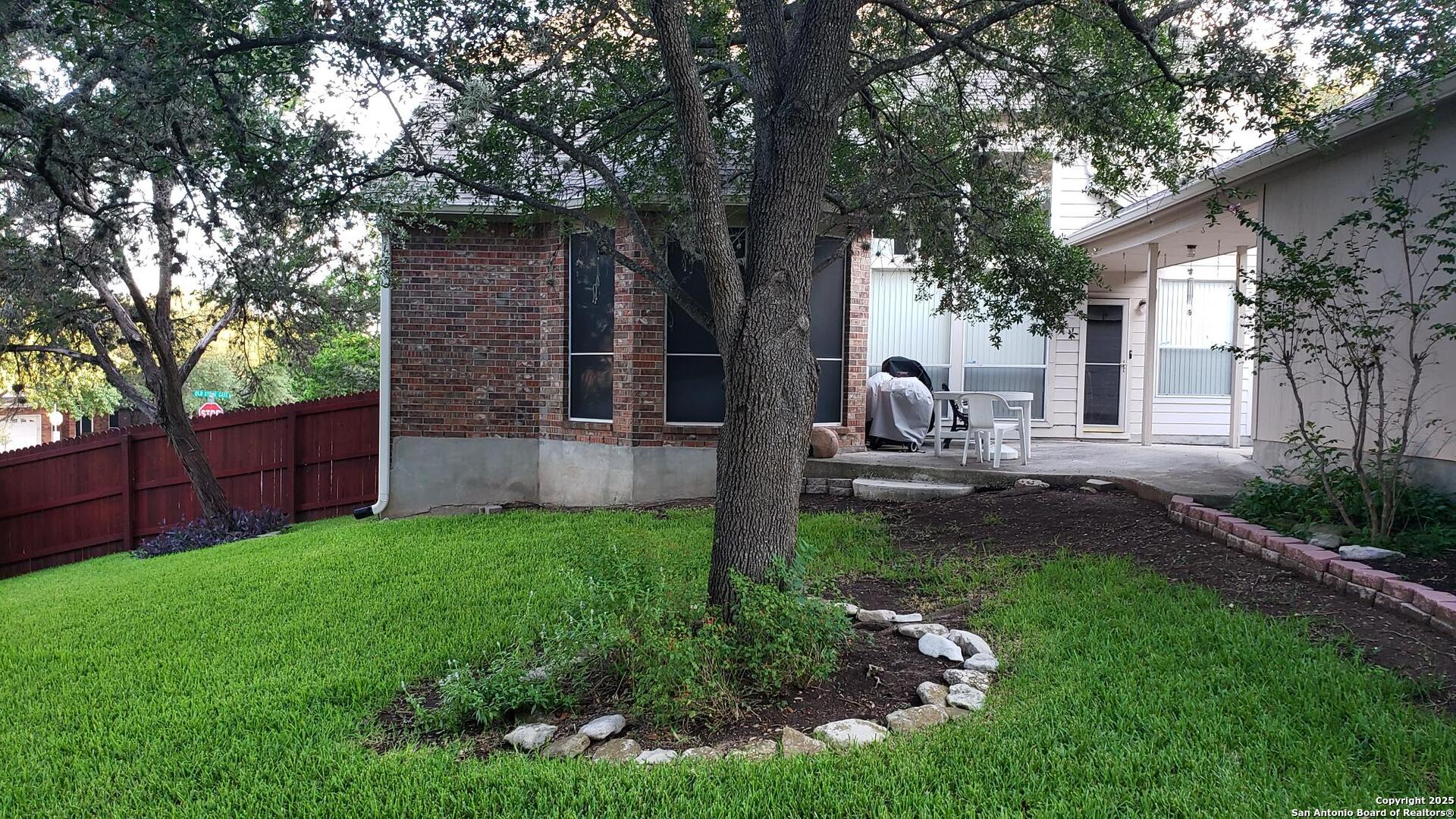 8403 Old Stone Gate San Antonio TX 78249