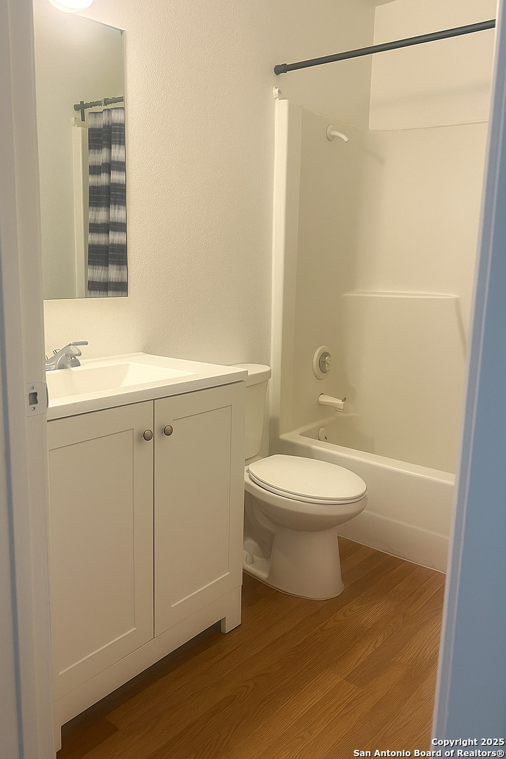 7330 Glen Cross San Antonio TX 78239