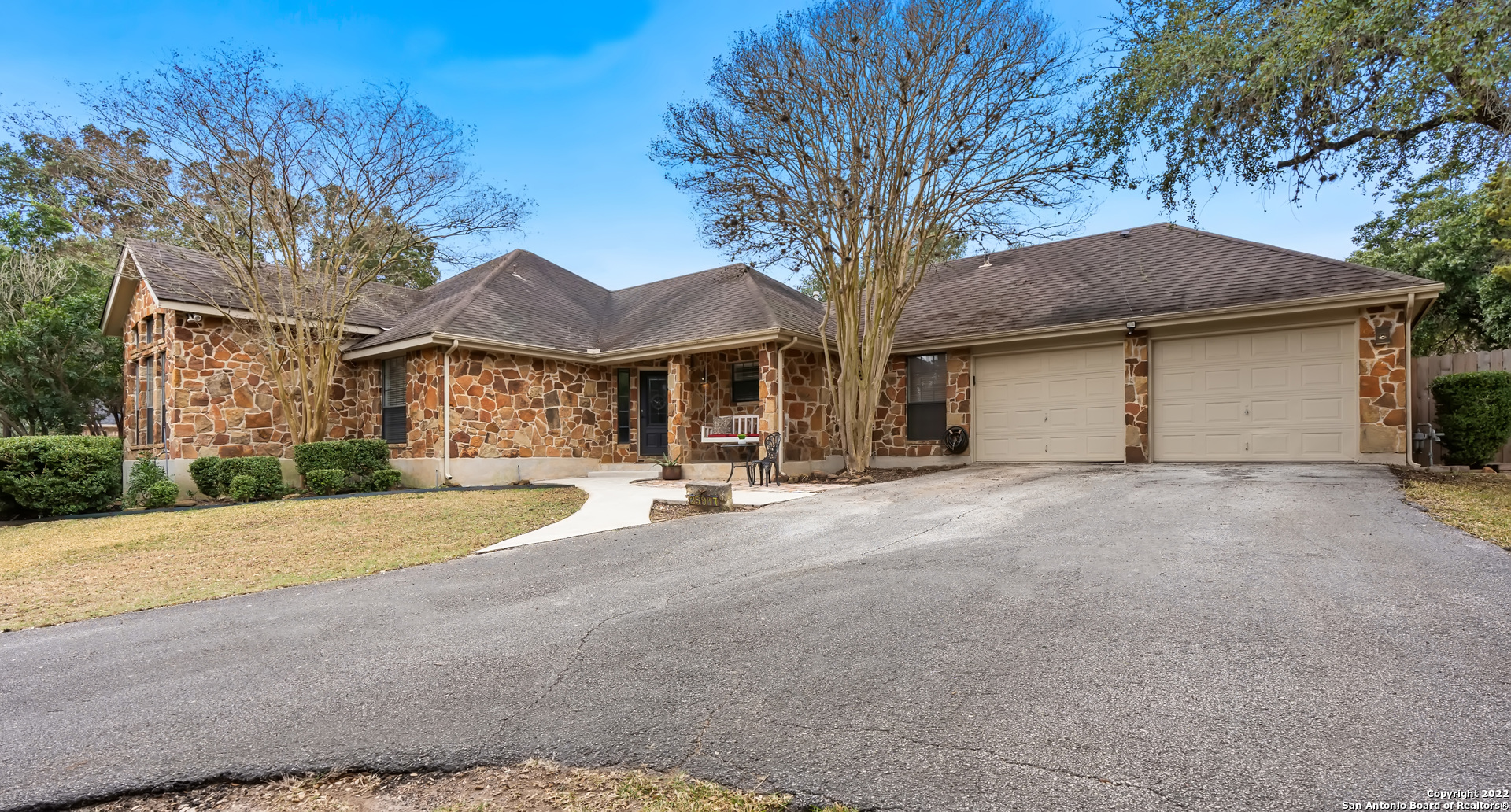 25917 Goldfinch Trail San Antonio TX 78255