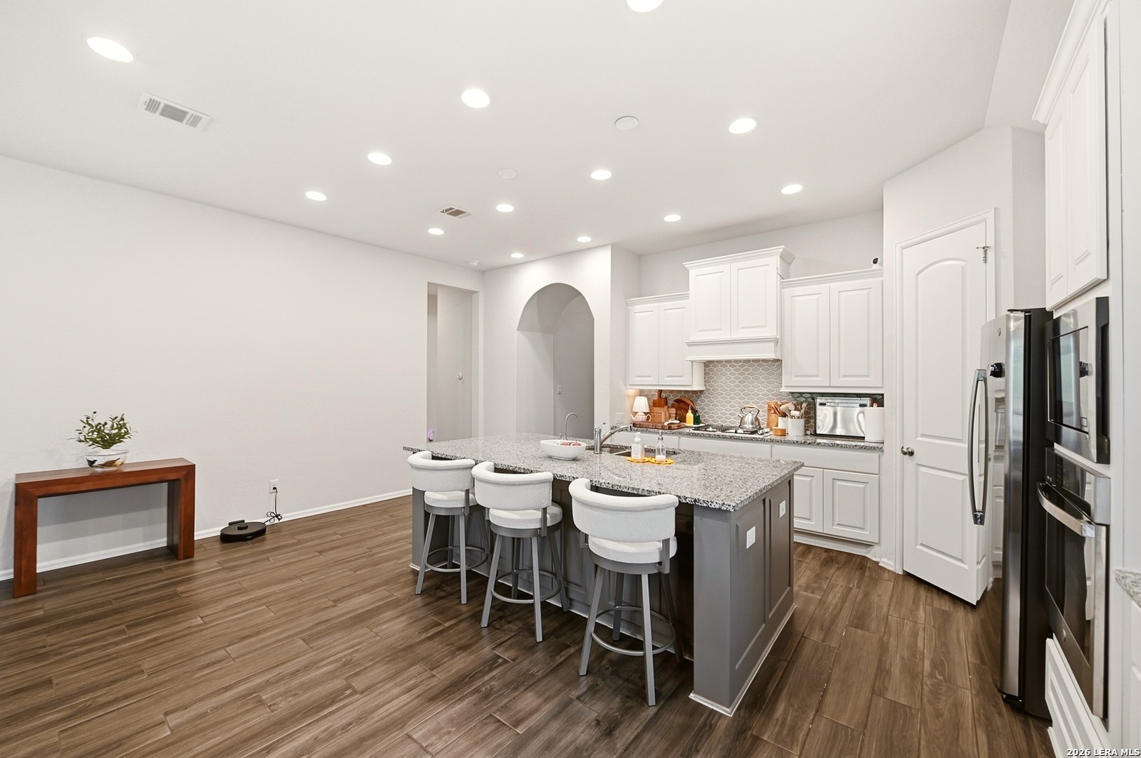 2049 Saxonhill Drive San Antonio TX 78253