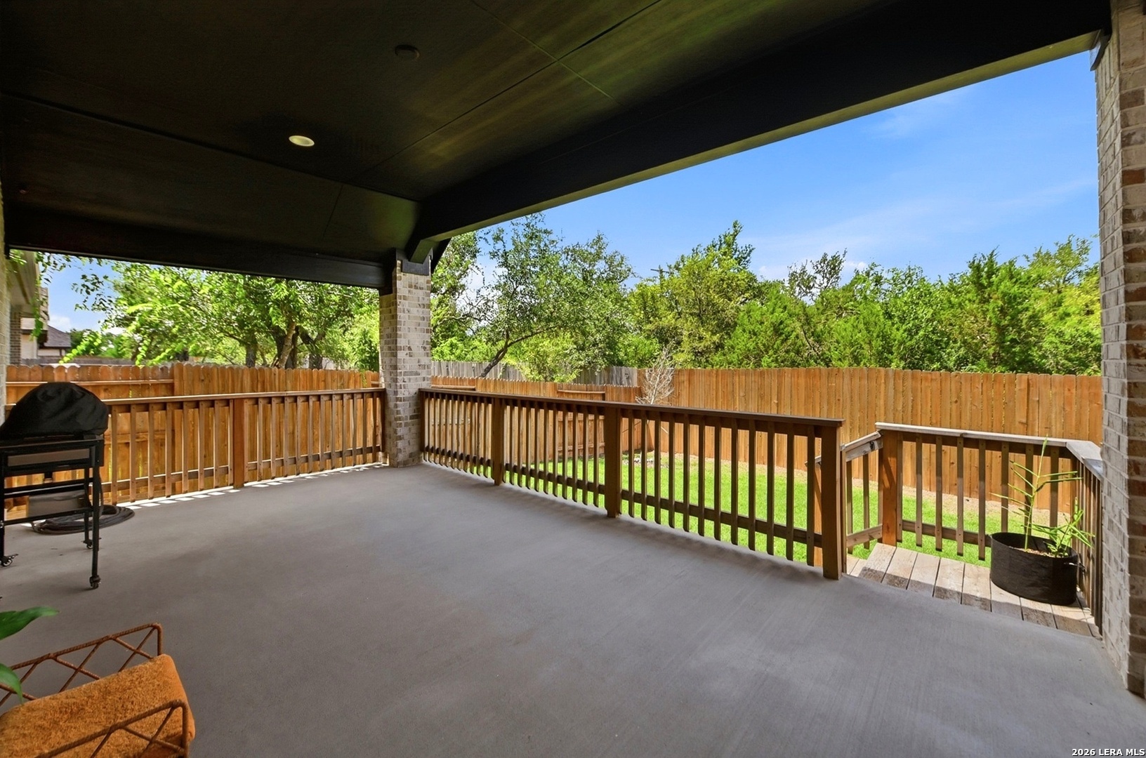 2049 Saxonhill Drive San Antonio TX 78253