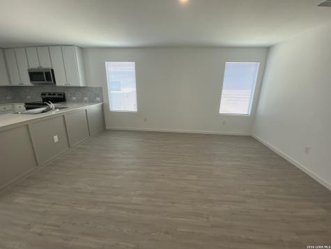 917 Riviera Seguin TX 78155