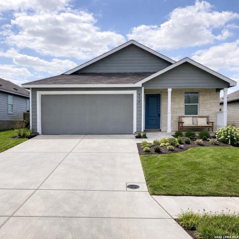 917 Riviera Seguin TX 78155