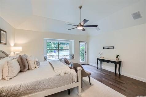 24 Inwood Manor San Antonio TX 78248
