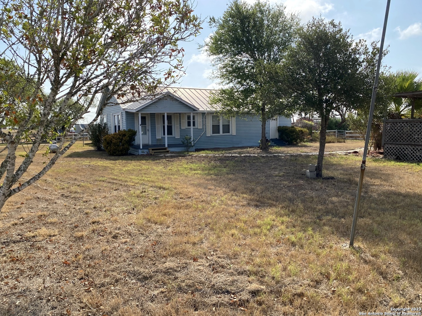 2667 County Road 134 Floresville TX 78114