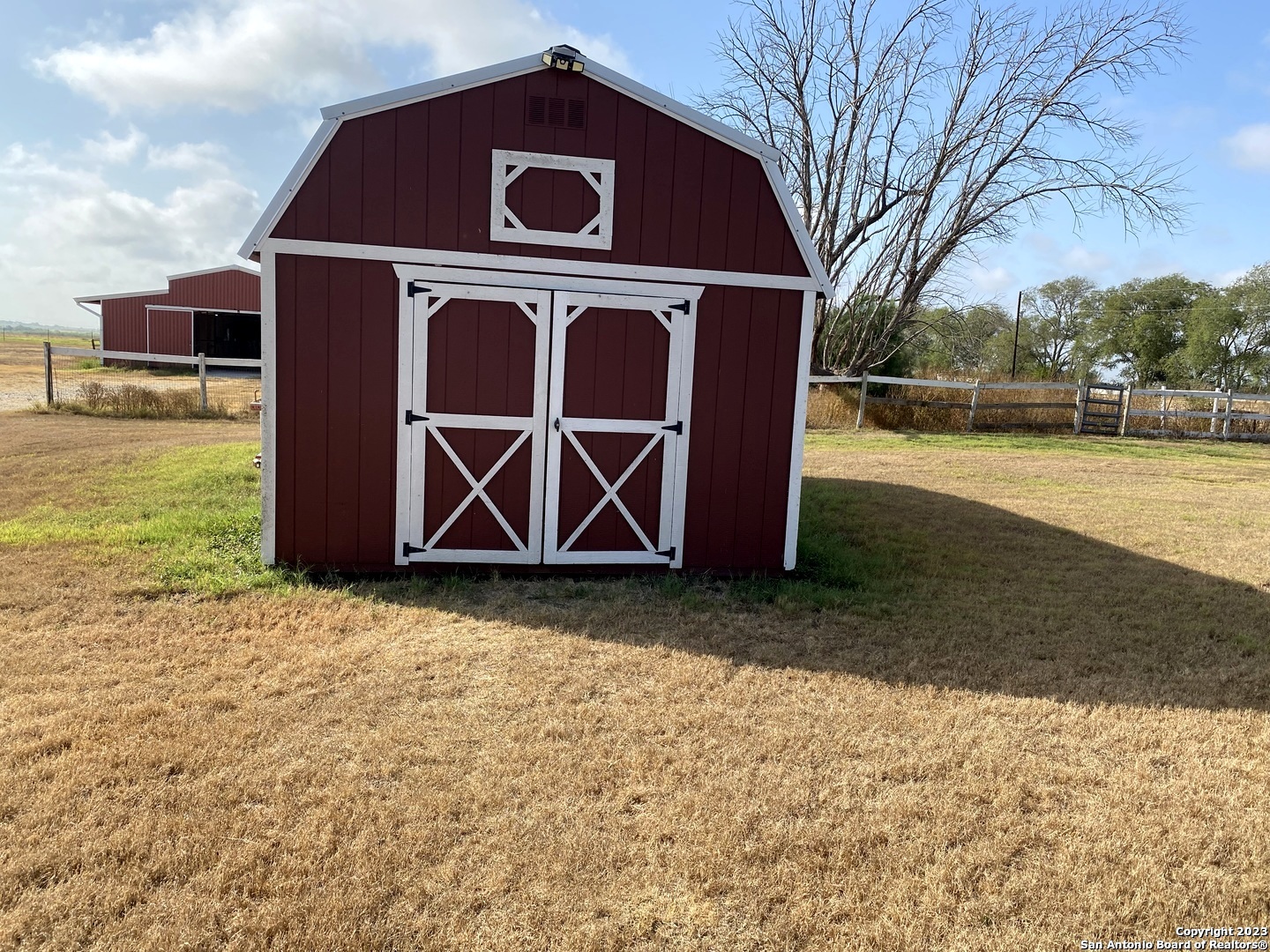 2667 County Road 134 Floresville TX 78114