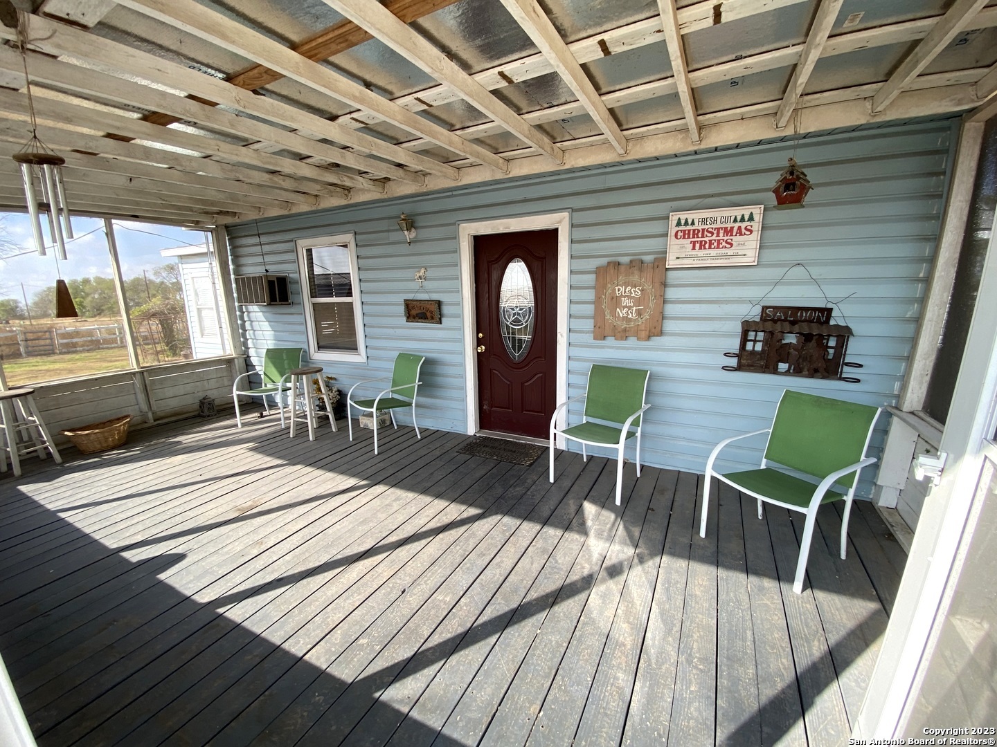 2667 County Road 134 Floresville TX 78114