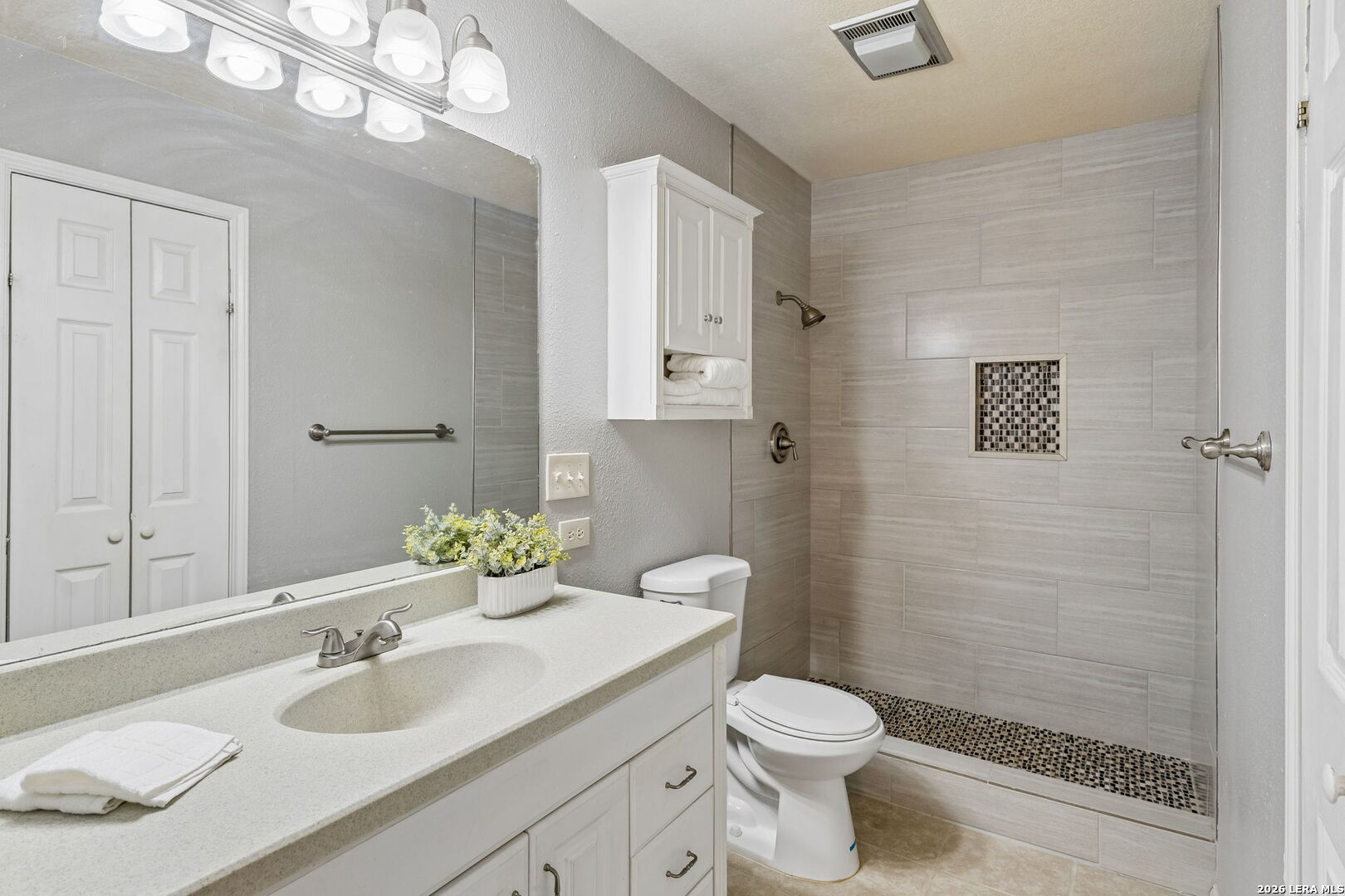5823 Misty Glen San Antonio TX 78247