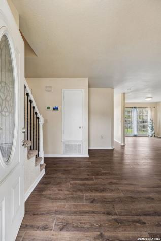 5823 Misty Glen San Antonio TX 78247
