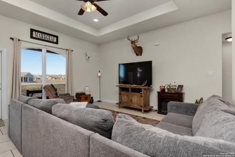 103 Muirfield La Vernia TX 78121