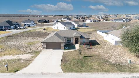103 Muirfield La Vernia TX 78121