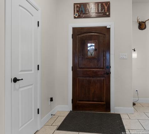 103 Muirfield La Vernia TX 78121