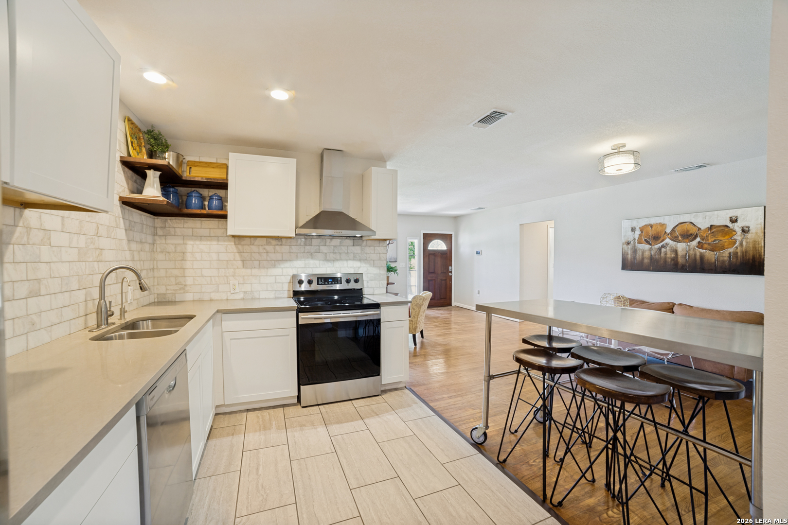 2540 W Summit Avenue San Antonio TX 78228