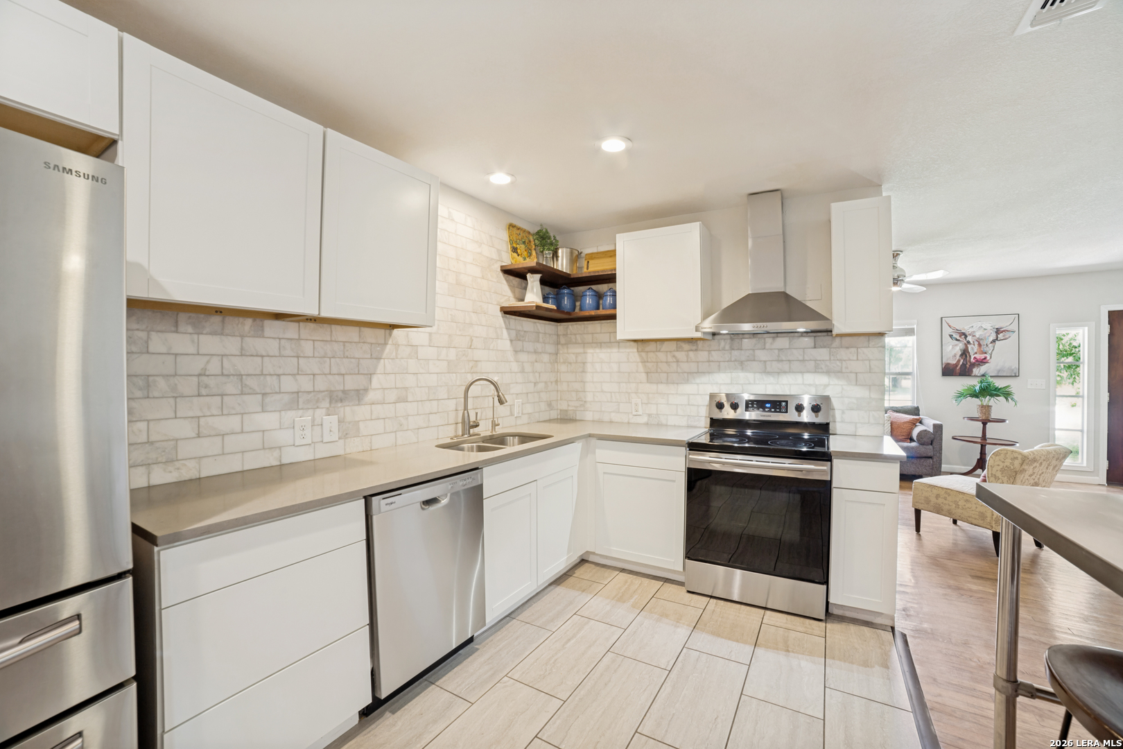 2540 W Summit Avenue San Antonio TX 78228
