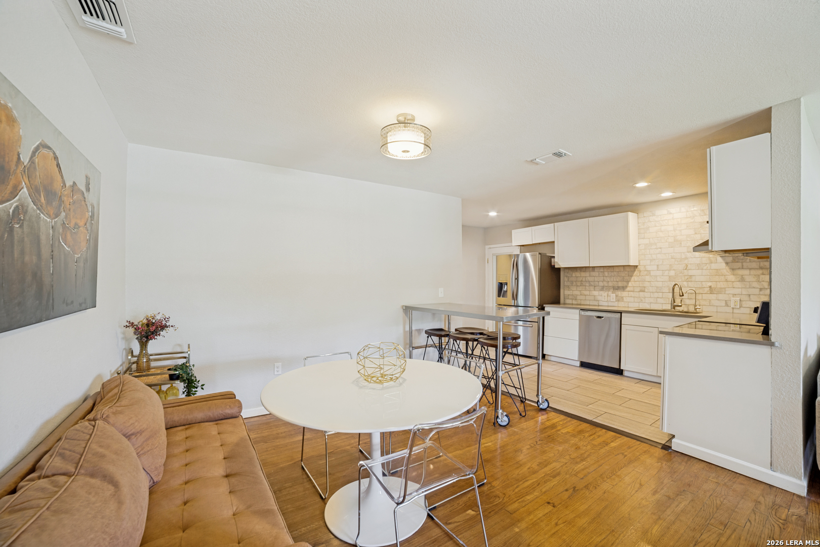 2540 W Summit Avenue San Antonio TX 78228