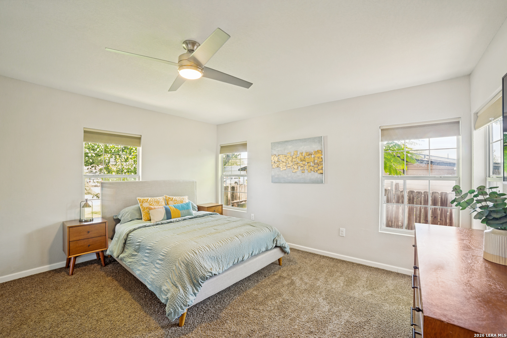 2540 W Summit Avenue San Antonio TX 78228