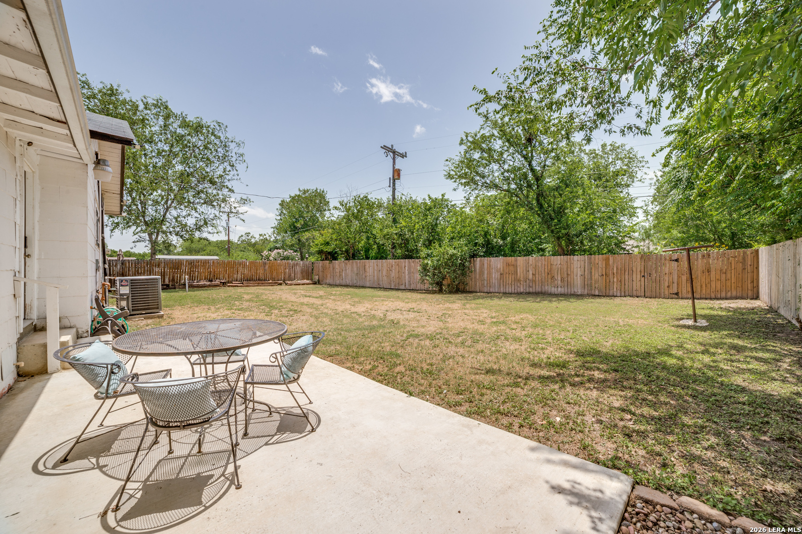 2540 W Summit Avenue San Antonio TX 78228