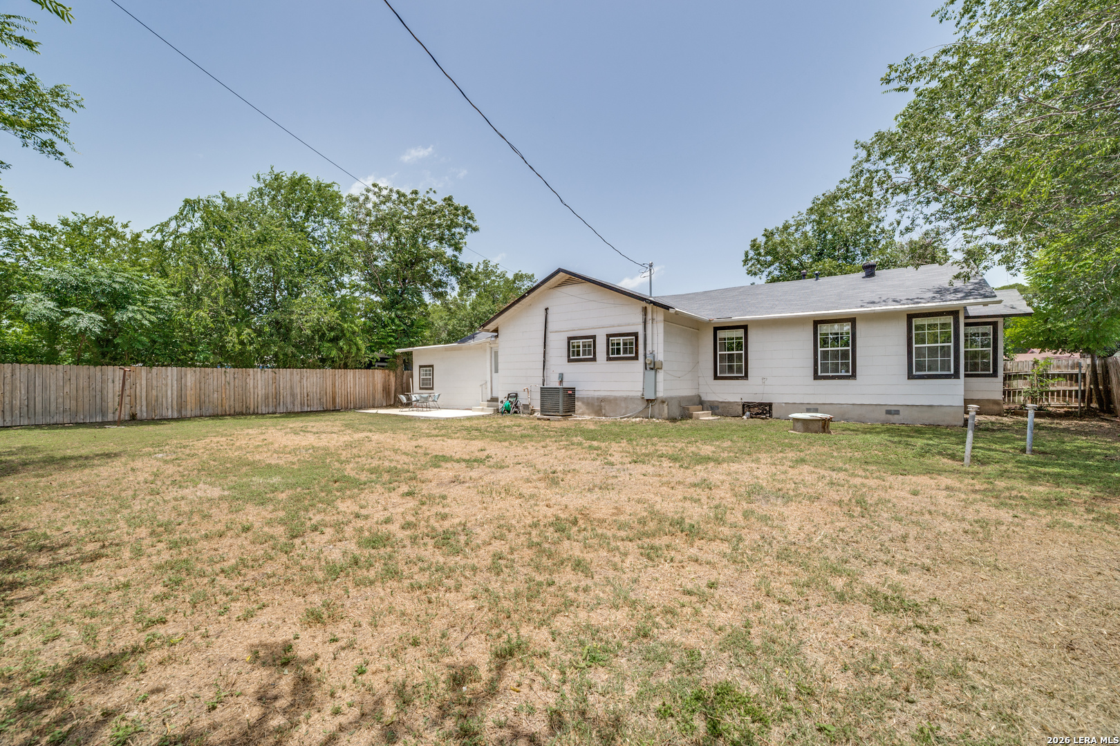 2540 W Summit Avenue San Antonio TX 78228