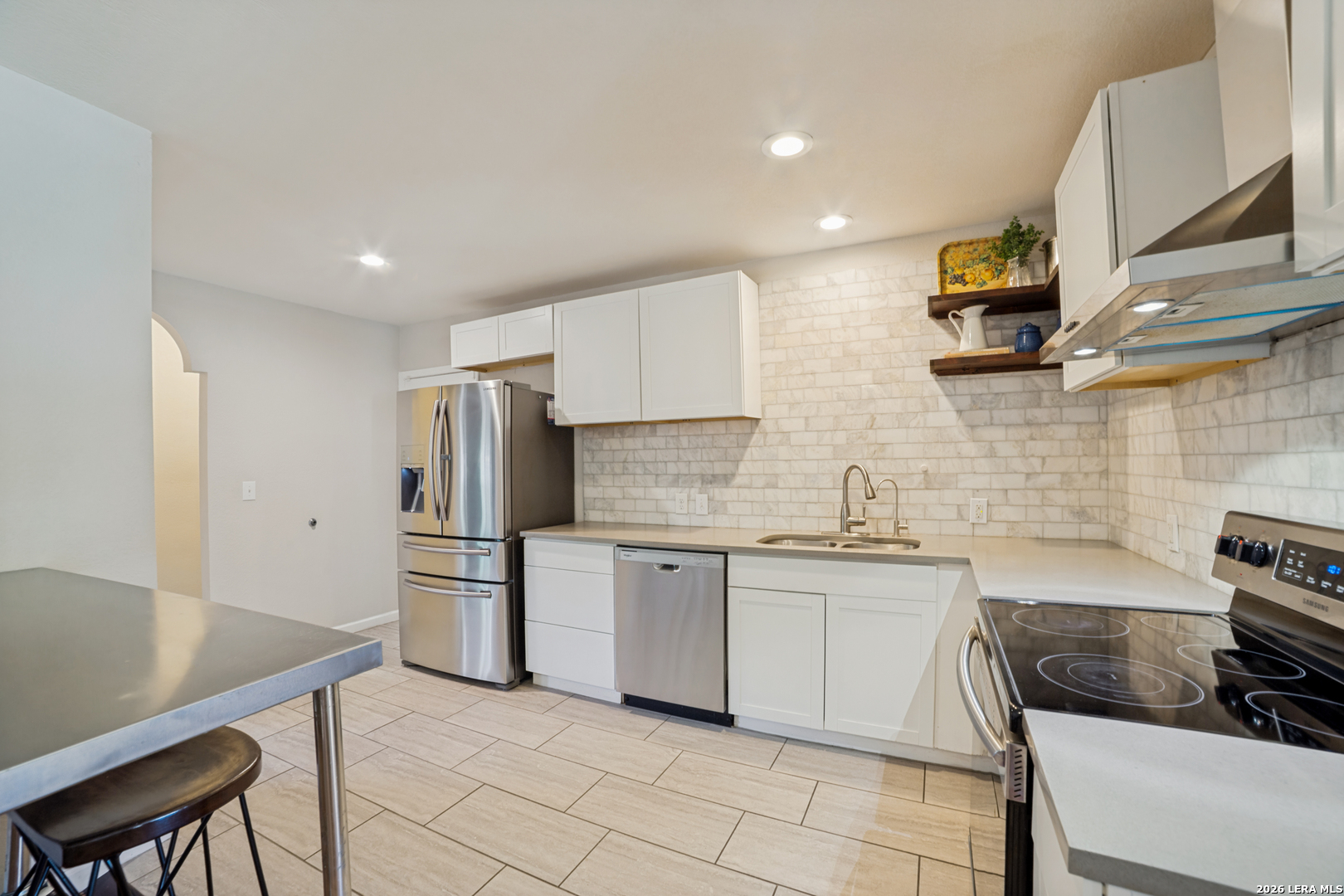 2540 W Summit Avenue San Antonio TX 78228