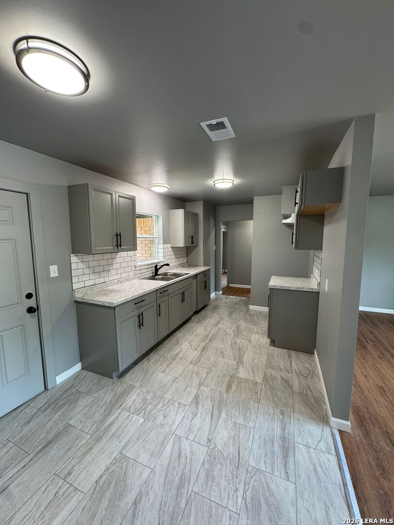 4627 Lakewood Drive San Antonio TX 78220