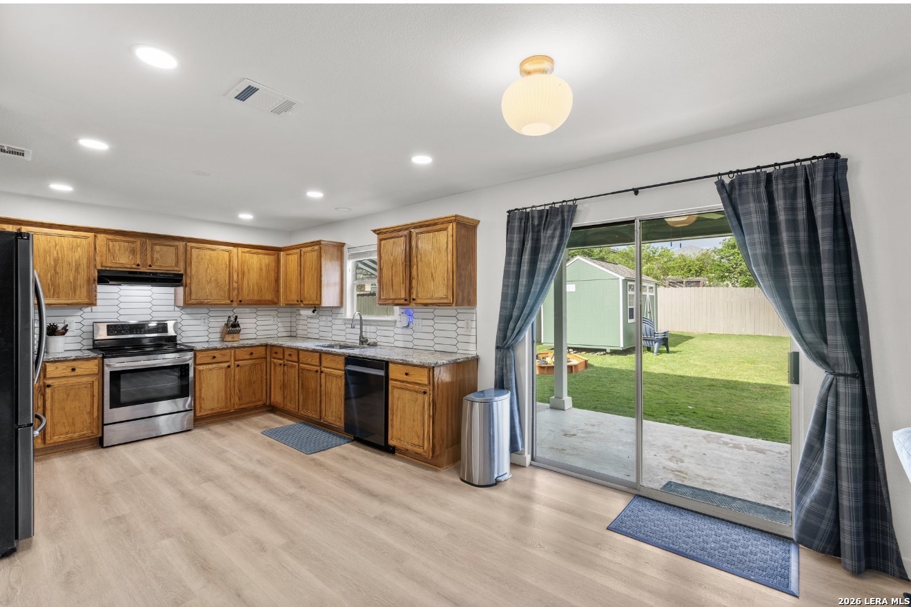 319 Cardinal Way San Antonio TX 78253
