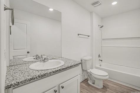 13923 Bull San Antonio TX 78252