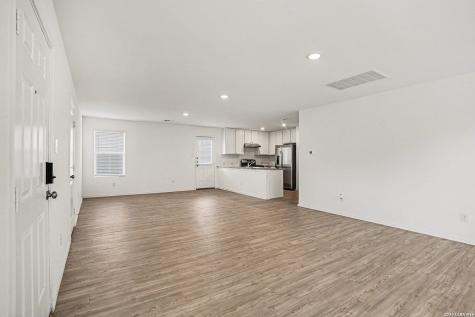 13923 Bull San Antonio TX 78252